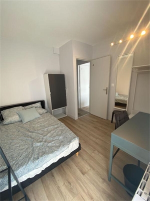t4 à la location -   69100  VILLEURBANNE, surface 2 m2 location t4 - UBI483066323